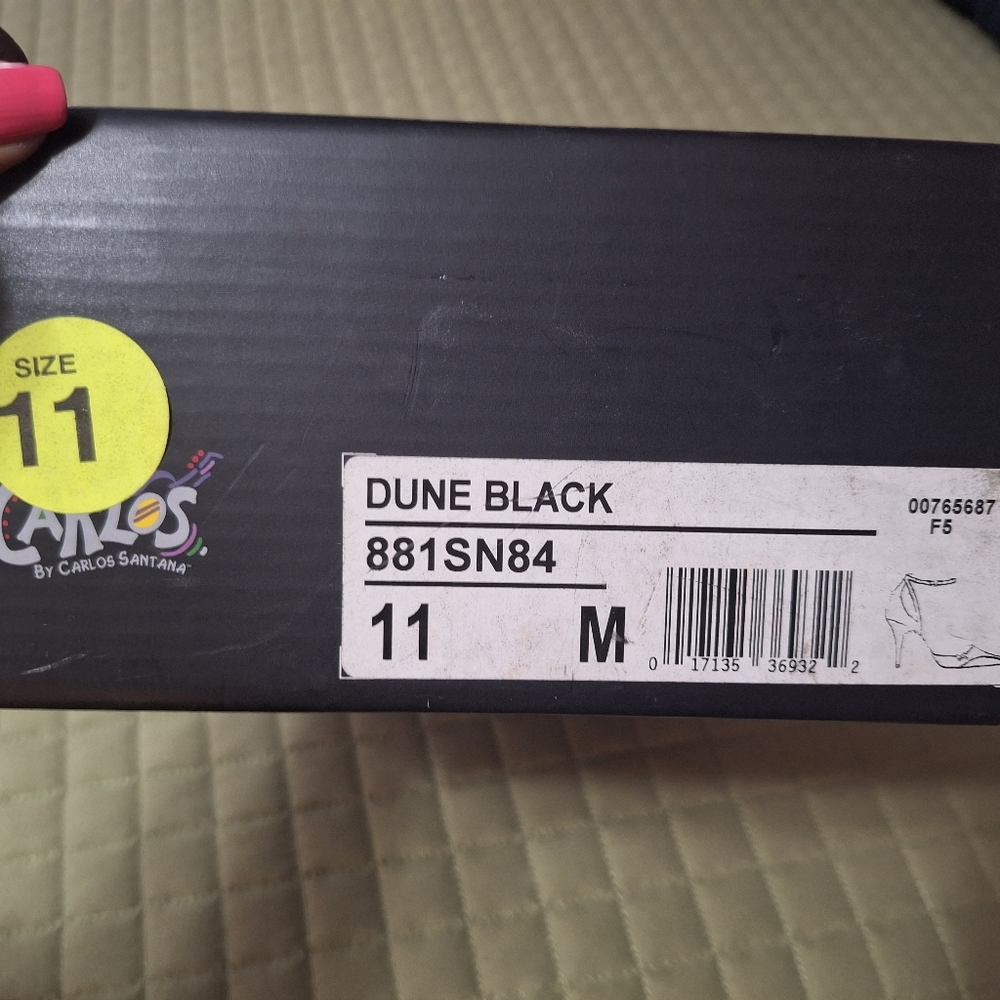 Shoes - Picture 2 of 5